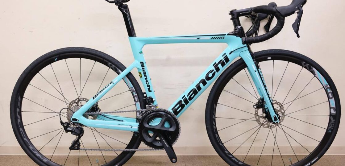 □Bianchi ビアンキ Aria DISC フルカーボン SHIMANO 105 R7020 2X11S サイズ50 2020年モデル 超美品 –  株式会社TURN ON｜TURN ON inc.